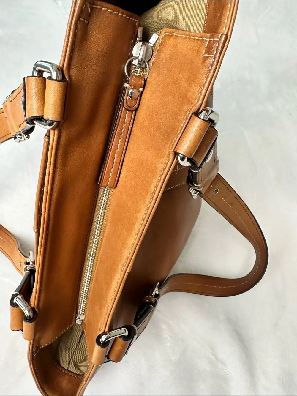 Coach tote smooth